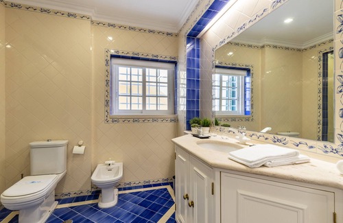 Estoril House | Estoril Luxury Suites & Spa