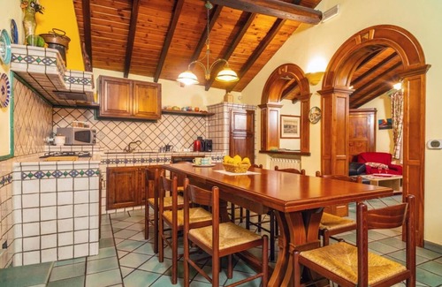 Rovittello House | Etna Nina's home.