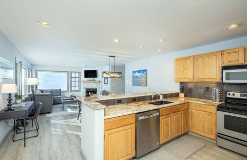 Telluride Condo | Etta Place 111 2 Bedroom Condo by RedAwning
