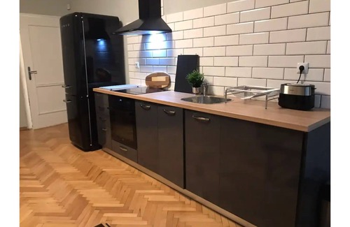 Lozenets Apartment | EU metro station, lovely 3-bedroom ap+free parking