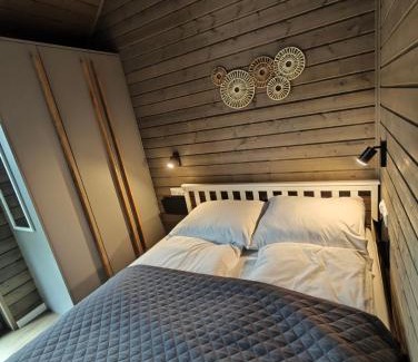 Gorzno House | Euforia Górzno - nowoczesne domki nad jeziorem z sauną, balią, jacuzzi