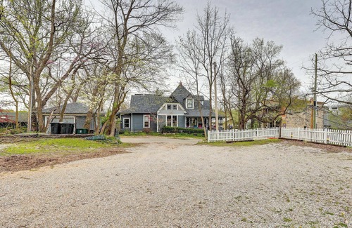 Eureka Springs Historic District Cottage | Eureka Springs Vacation Rental < Half-mi to Dtwn!