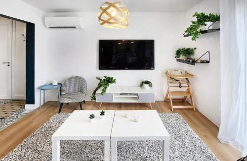 Bron Apartment | Eurexpo 3ch