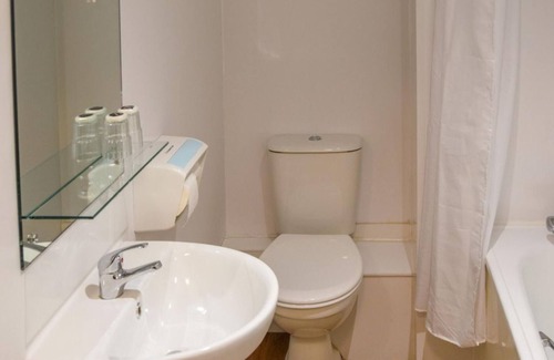 Maidenbower Hotel | Europa Gatwick Hotel & Spa