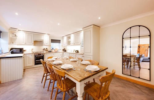 East Runton House | Eva Cottage - Four Bedroom House, Sleeps 8
