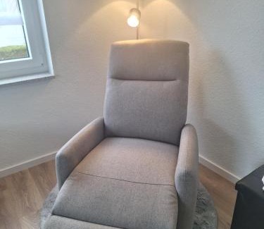 Weilerswist Apartment | Eva's Home - Nähe Phantasialand, Therme Euskirchen, Eifel,sehr gute Bahnanbindung nach Köln
