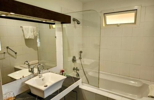 Sarramea House | EVASION Bungalow d'Antan Spa
