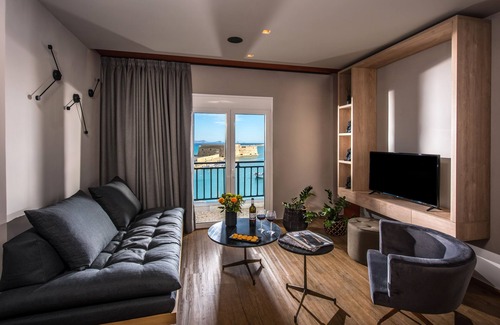 Heraklion Apartment | Everblue See View Apt