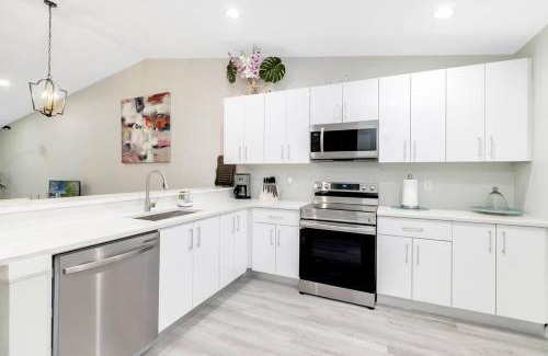 South Gulf Cove Villa | Everglade Kiss 3b 2b BBQ, hot tub