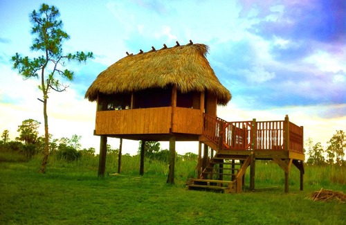 Big Cypress Resort | Everglades Chickee Cottage & Bungalow - Ochopee