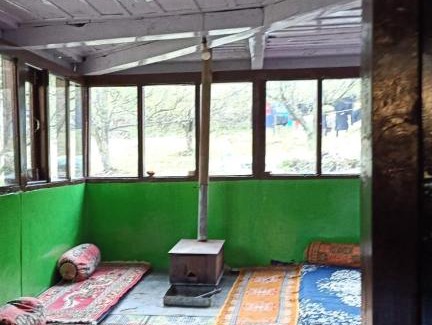 Kasol House | Evergreen Café