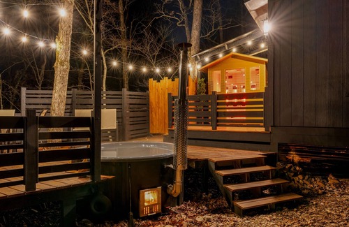 Board Camp Cabin | Evergreen Dreams