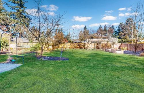 Federal Way House | Evergreen Hideaway