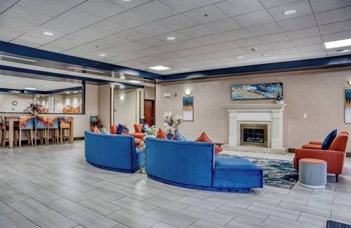 Monroe Hotel | Evergreen Inn and Suites