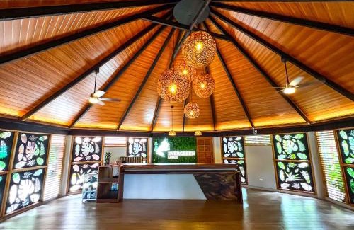 Tortuguero Cabin | Evergreen Lodge