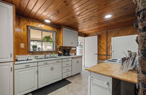 Naches Cabin | Evergreen Retreat at Rimrock