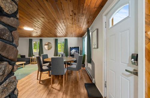 Naches House | Evergreen Retreat at Rimrock