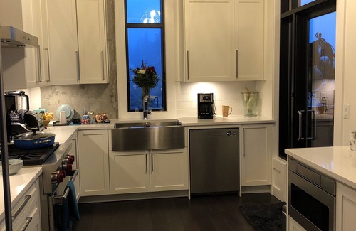 Bear Mountain Resort Condo | Every room has a Mountain View/13 ft ceilings/high end appliances