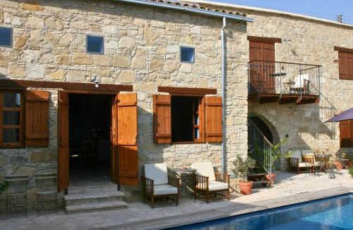 Psematismenos Apartment | Evkarpos Country House