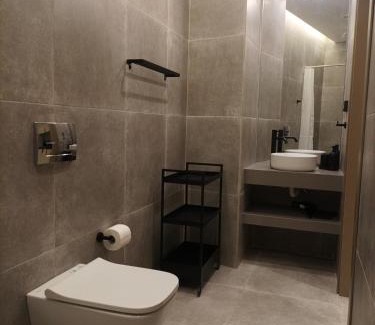 Psirri Apartment | Evripidou Experience - The smart double C