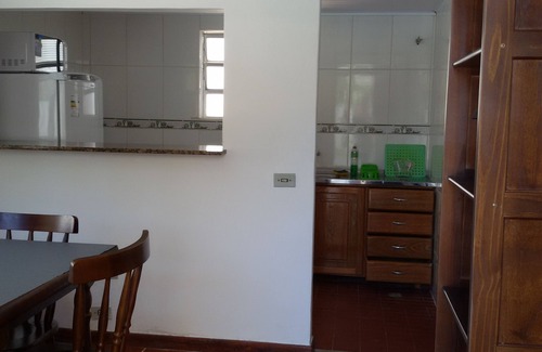 Teresopolis House | Excellent neighborhood + .Piscina trade and .Permitido domestic animal barbecue.