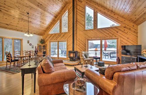 Rome House | Exceptional Home with Deck about 3 Miles to Sand Valley
