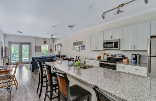 Downtown Chattanooga Apartment | Exchange at Cameron Harbor in Downtown Chattanooga