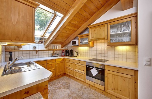 Garmisch-Partenkirchen Condo | Exclusive holiday apartment with a panoramic view