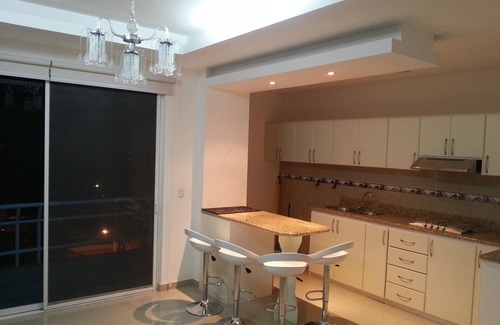 Manta Apartment | EXCLUSIVE 3 BEDROOM APARTMENT, BEACH ACCESS