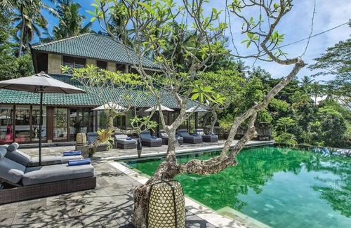Samplangan Villa | Exclusive 6.5 Bedroom Luxury Villa + Infinity Pool Near Ubud