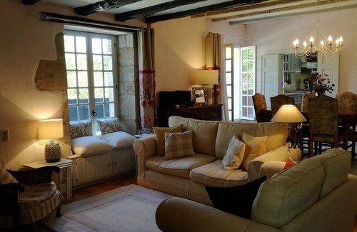 Saint-Eutrope-de-Born Cottage | Exclusive Adults only Beautiful French Cottage