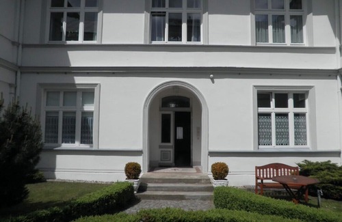 Seebad Heringsdorf Villa | Exclusive apartment (3 rooms, 85 sqm) in a quiet location, only 50m to the beach!