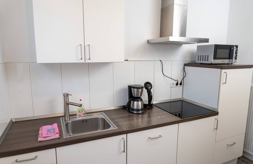 Niestetal Apartment | Exclusive city apartment/near downtown Kassel + DOCUMENTA/Hercules view