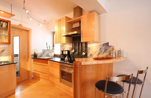 Notsch im Gailtal House | Exclusive furnished, summer and winter, Restaurant + Shopping Market near