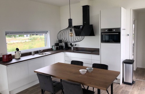 Olburgen House | Exclusive L-Cube with Airco, fenced garden and large S/W terrace