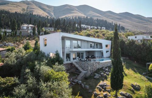 Shkoder Villa | Exclusive Lake Villa