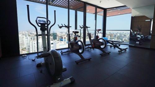 Lince Apartment | Exclusive Luxury Apartment in Sky Four - Lince