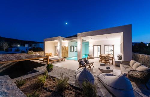 Molos Villa | Exclusive Luxury Moca beachfront villa, Molos, Paros