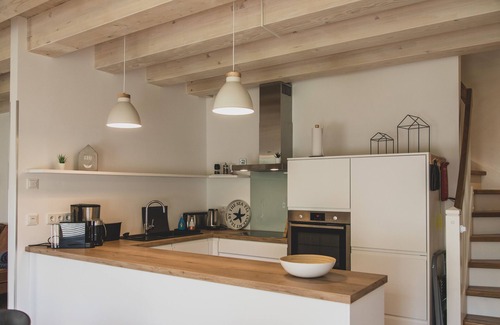 Upleward Apartment | Exclusive maisonette vacation apartment Aafke with sauna and beautiful orchard