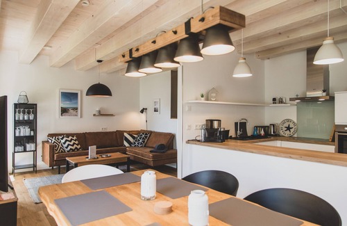 Upleward Apartment | Exclusive maisonette vacation apartment Aafke with sauna and beautiful orchard