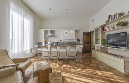 San Lorenzo Apartment | Exclusive Penthouse 4 BR 3 BTH w/View: published on Vogue!