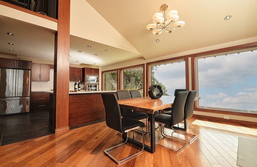 Sunshine Coast Cabin | Exclusive Private Island - Pacific Ocean Paradise