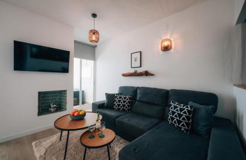 Buenas Noches Apartment | Exclusive Sea View Apartment EHHouse