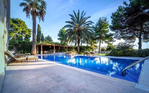 Split Villa | Exclusive Seafront Villa 5 Bedrooms Villa Mestro Outdoor Pool & Magical Sea Views Split