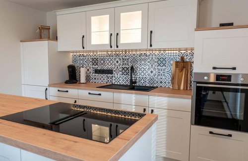 Brimingen House | Exclusive suite with whirlpool, sauna 1-2 persons - Ferienhaus Im Lachergarten
