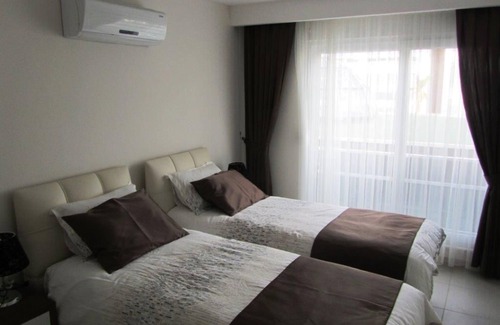 Kemer Mahallesi Apartment | Exclusive tree with sea view in Side