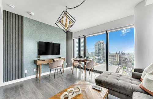 Bloor-Yorkville Apartment | Executive 1 Bedroom close to Four Seasons Yorkville!