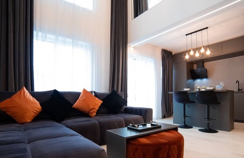 Sector 2 Apartment | Executive 1BR Duplex, Sleeps Up to 4, Near Promenada Mall, 75” TV & Fast Wi-Fi