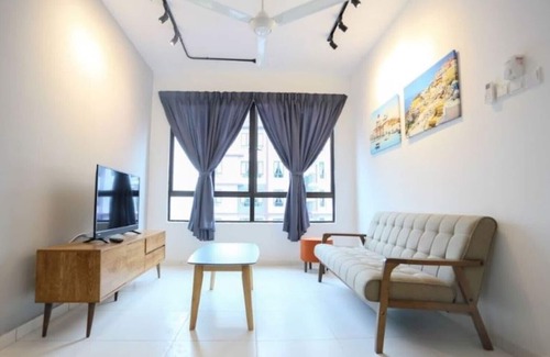 Ayer Keroh Apartment | Executive 2BR Cozy Stay @ The Heights