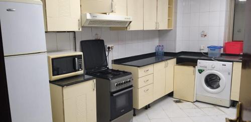 Al Qasimia House | EXECUTIVE FEMALE SHARING BED SPACE near BUS STOP & CORNICHE
